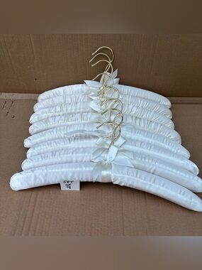 Set of 9 padded satin sweater hangers